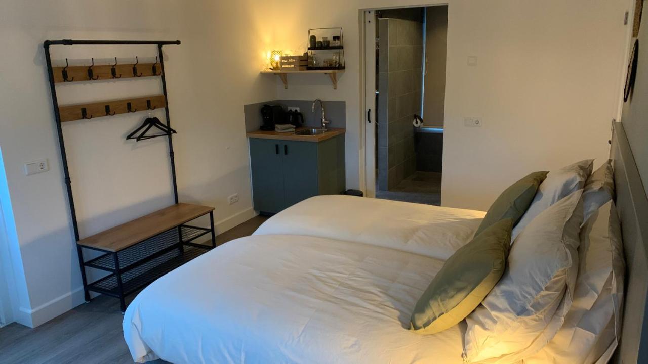 De Logeerkamer Gapinge Bagian luar foto
